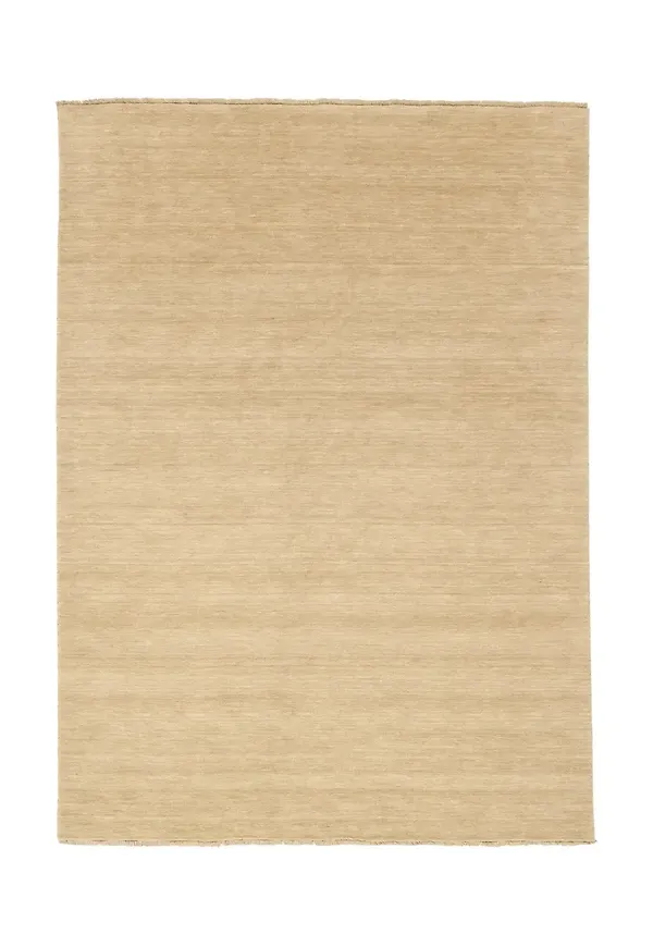 Superfin beige ullmatta 2026 från Rugvista x Mjuk.