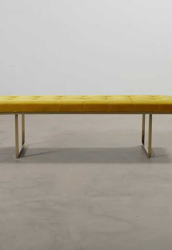 Fin bänk 2025 från Ruth & Joanna.