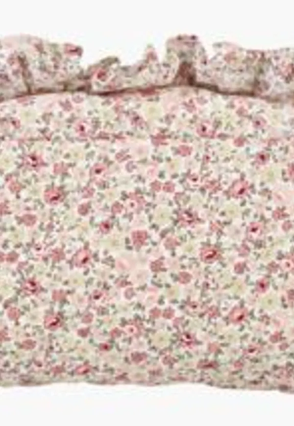 Trendig smyckesskrin i aprikost från hemtex.