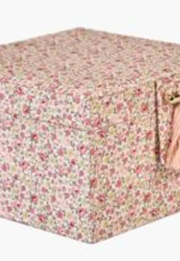 Riktigt trendig smyckeskrin i aprikost från hemtex.