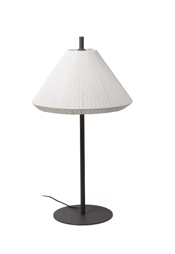 Faro Barcelona aluminiumlampa som passar perfekt till sommaren 2025!