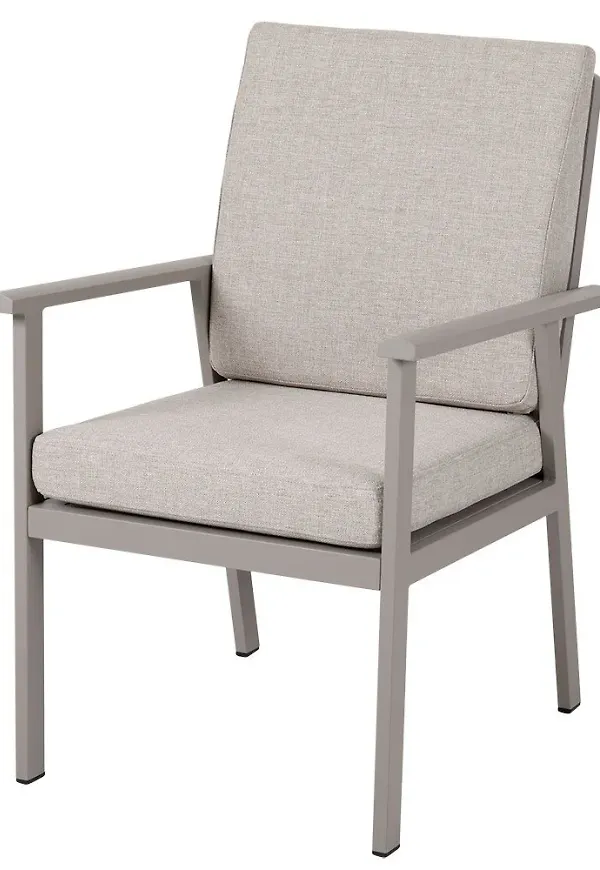 Härlig brafab karmstol i beige färg gjord i aluminium.