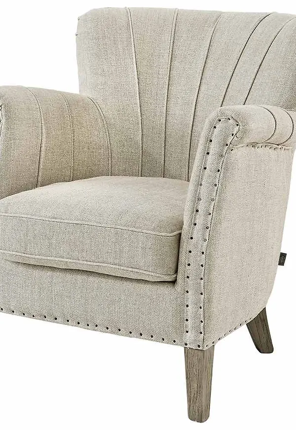 Trendig Fåtölj som passar bra vid många olika tillfällen.