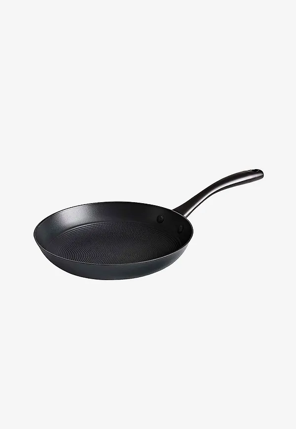 Klassisk gjutjärnspanna i svart från Satake.
