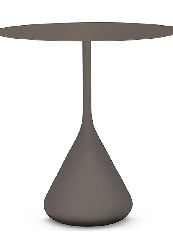 Mysig matbord i brunt från Dedon.