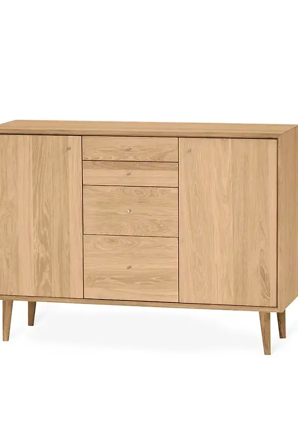 Torkelson förvaringsmöbel i ek som passar perfekt till sommaren 2025!