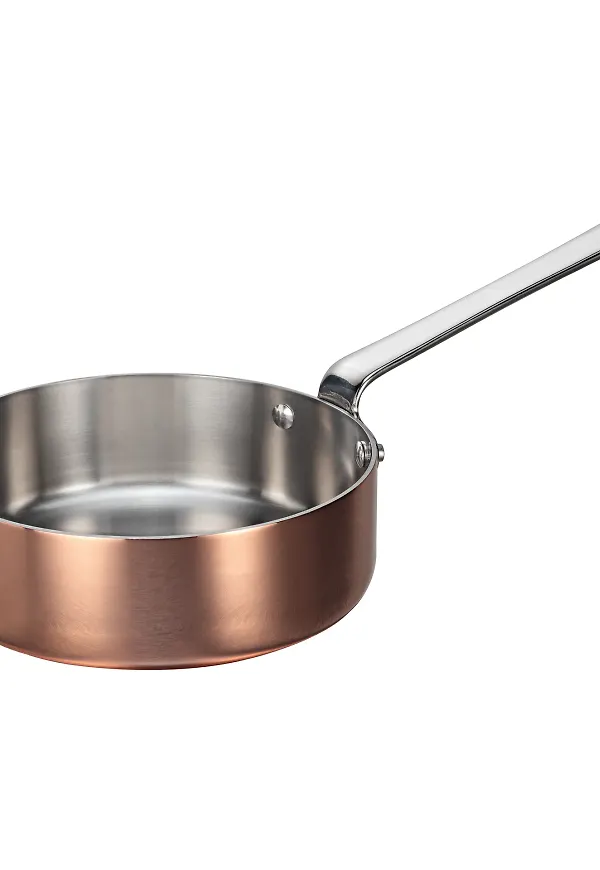 Guldfärgad Scanpan-traktörpanna i supersnygg modell.