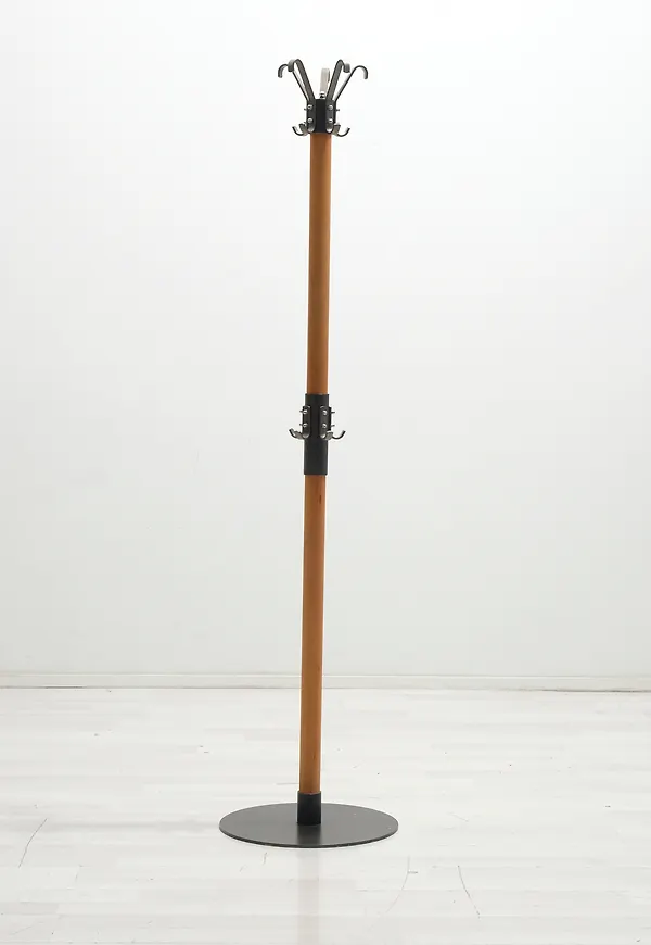 Mysig klädhängare 2025 från Scherlin.