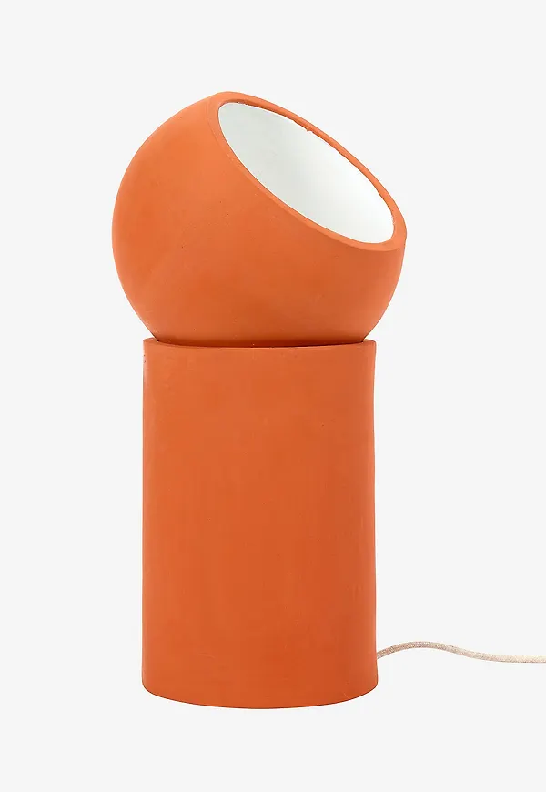 Orange Serax-lampa i skön modell.