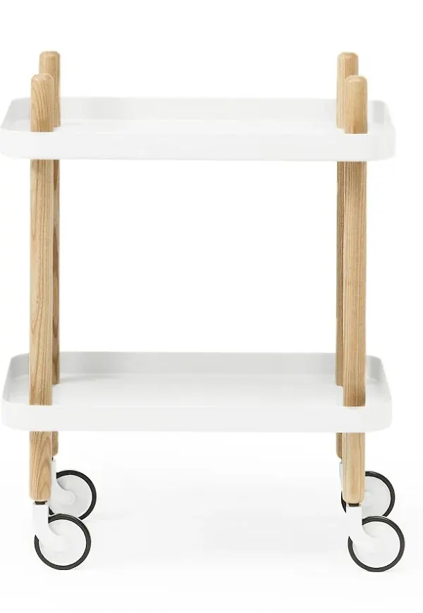 Riktigt fin tebord 2025 från Normann Copenhagen.