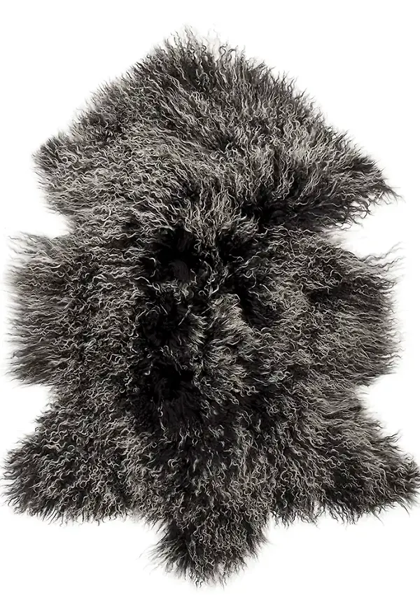 Otroligt fin fårskinnsmöbel 2025 från Skinnwille.