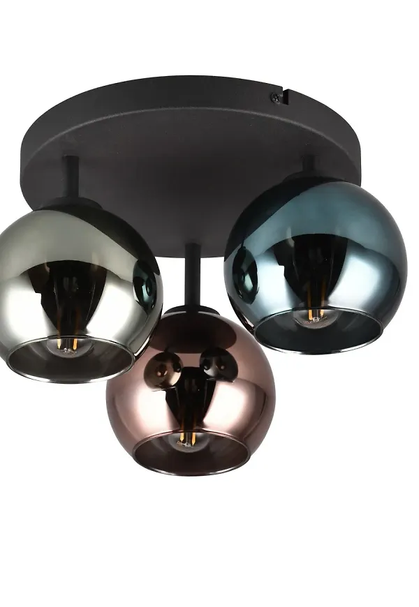 Flerfärgad Trio Lighting-taklampa i fin modell.