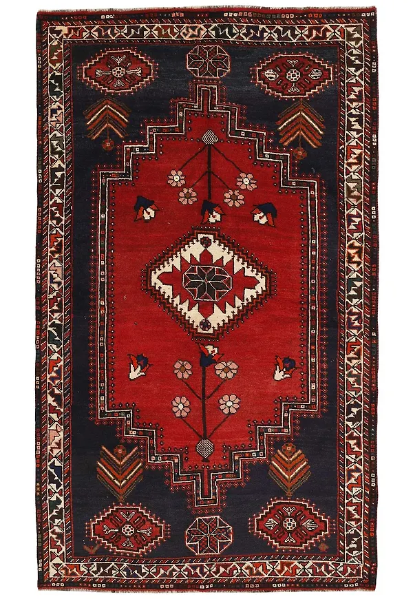 Moderiktig möbel i grönt från Rezas.