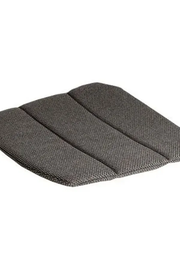 Supersnygg stapelstol 2025 från Cane-Line.