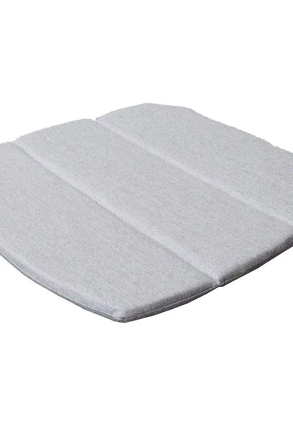 Snygg stapelstol 2025 från Cane-Line.