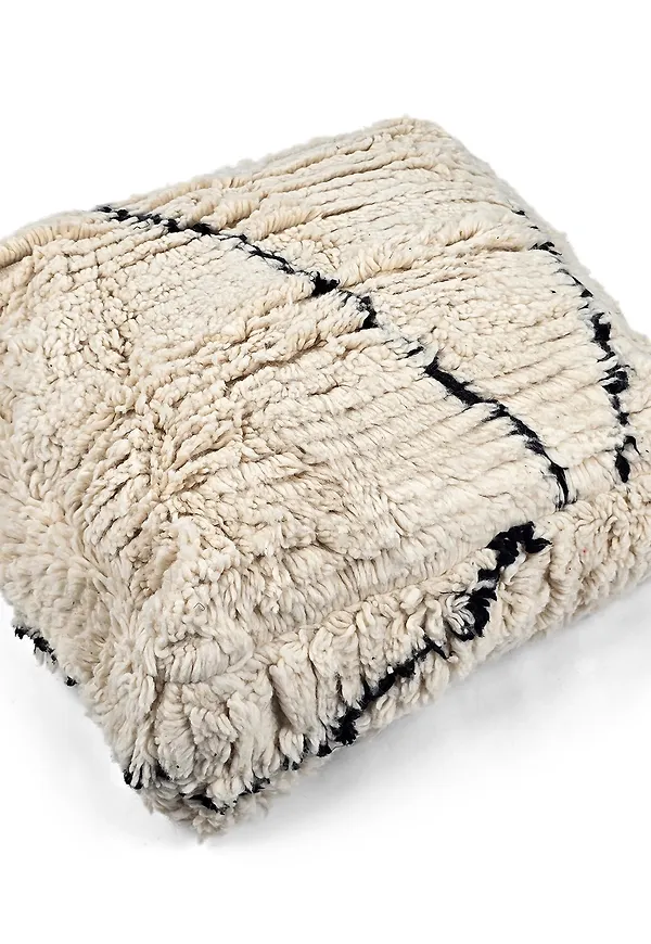 Otroligt snygg sittpuff 2026 från TC Home - Sittpuffar.