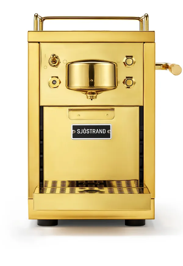 Snygg kaffemaskin i guld från Sjöstrand Coffee.