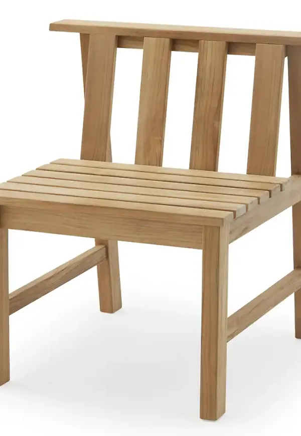 Exklusiv teakstol 2025 från Skagerak.