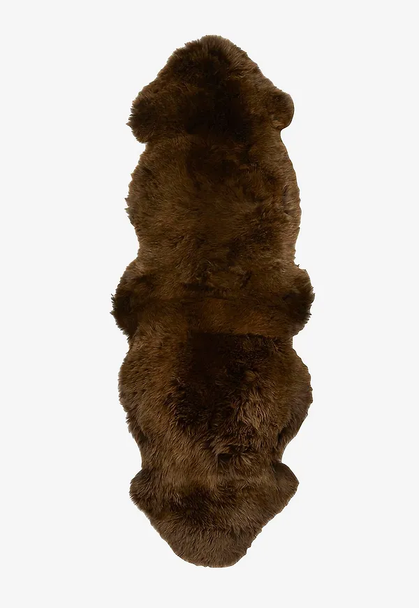 Brun Skinnwille-matta i ikonisk modell.