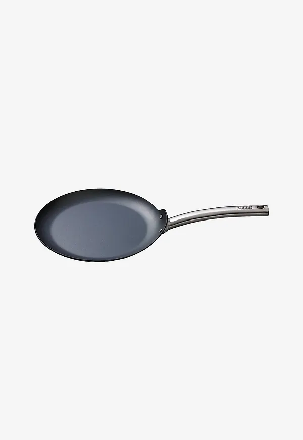 Stilren pannkakspanna i svart från Skottsberg.