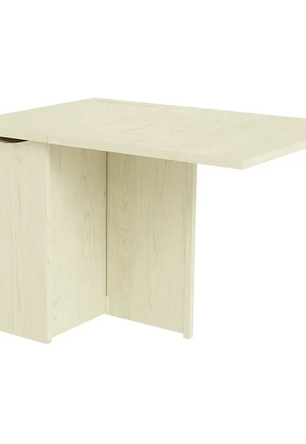 Vacker bord i ek från Skovby.