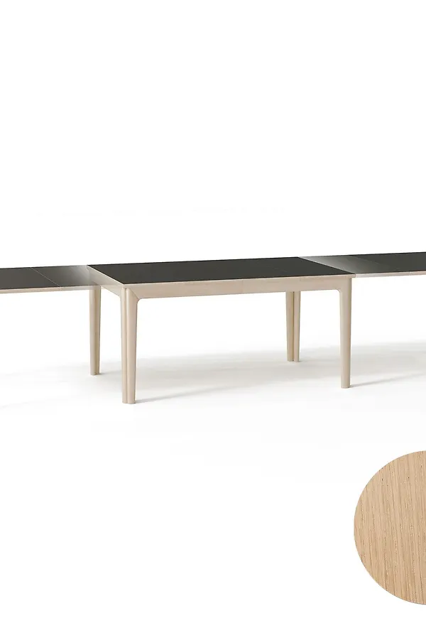 Skovby bord i ek som passar perfekt till sommaren 2025!