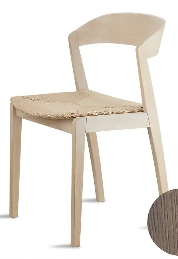 Cool matstol i ek 2025 från Skovby.