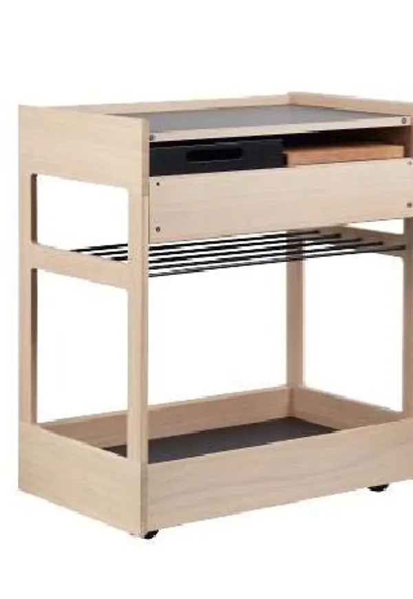 Svart Skovby-drinkvagn i elegant modell.