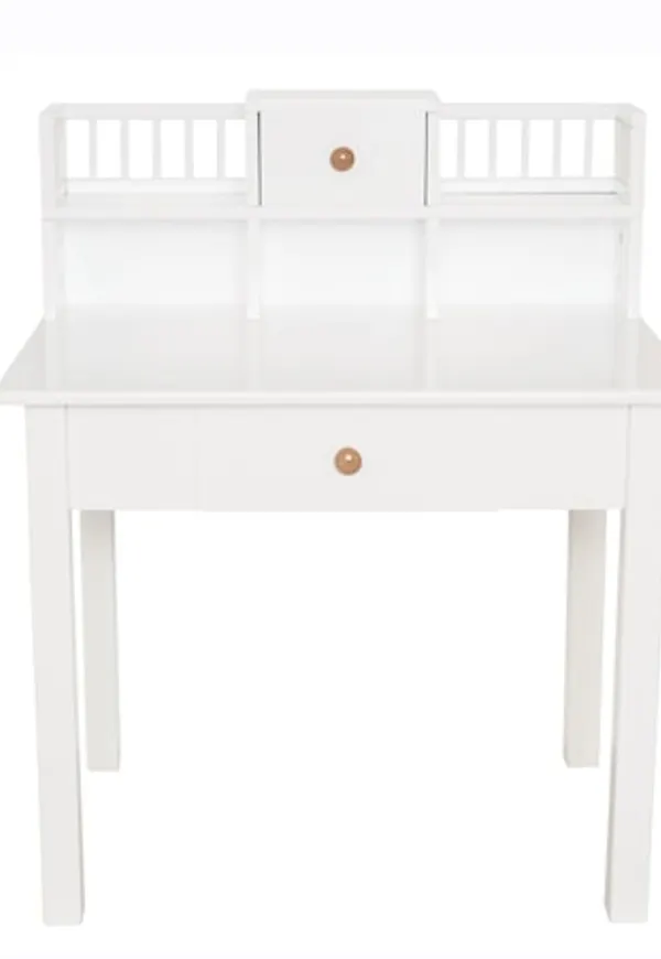 Moderiktig bord i vitt från Jabadabado.