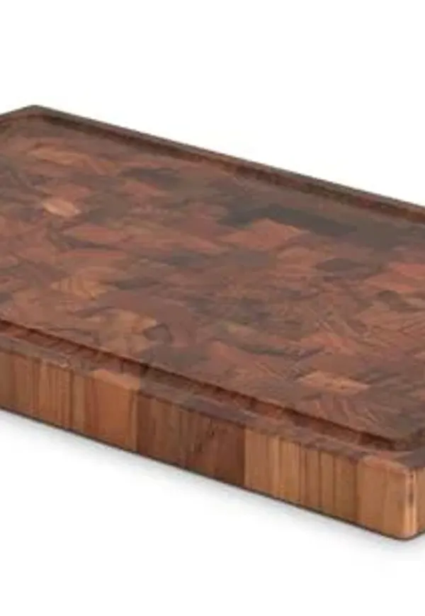 Exklusiv teakutemöbel 2024 från Skagerak.