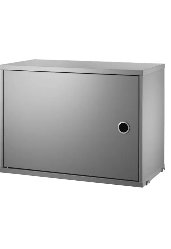 Klassisk skåp 2025 från String Furniture.