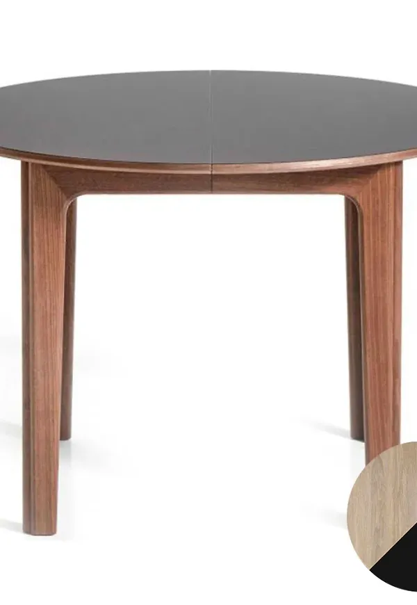 Smickrande bord som passar bra vid många olika tillfällen.