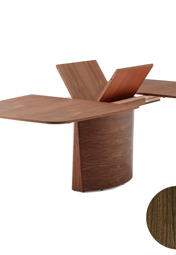 Jättefin matbord i valnöt från Skovby.