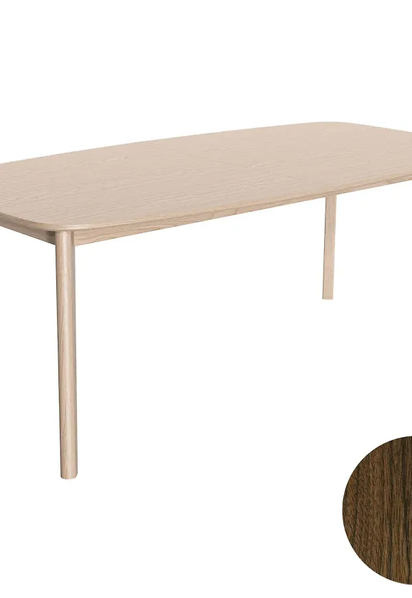 Fin bord som passar bra vid många olika tillfällen.