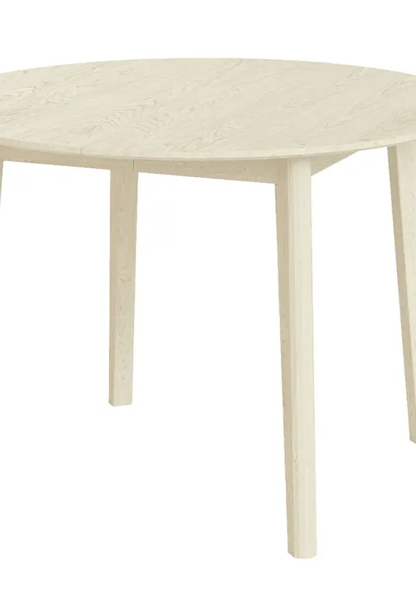 Skovby bord i ek som passar perfekt till sommaren 2025!