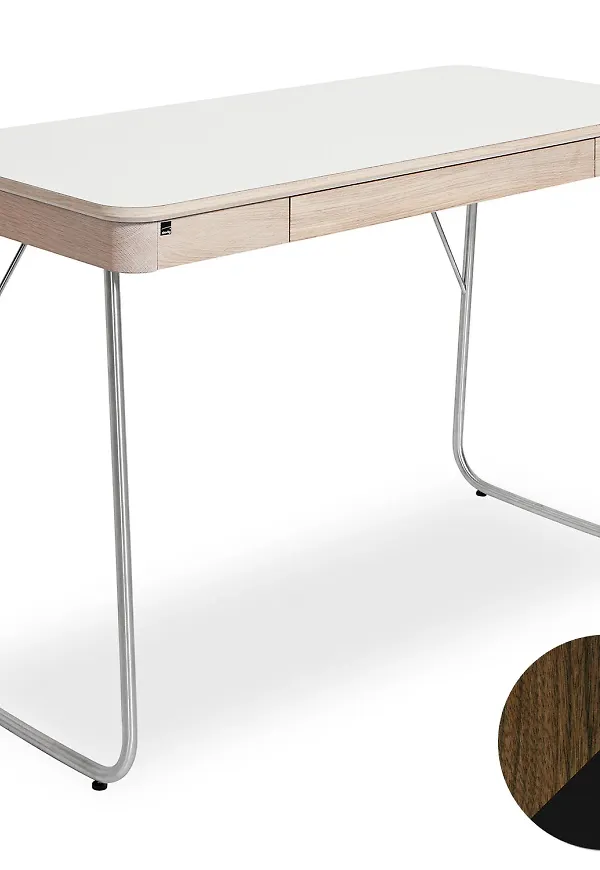 Fantastiskt fin bord i valnöt från Skovby.