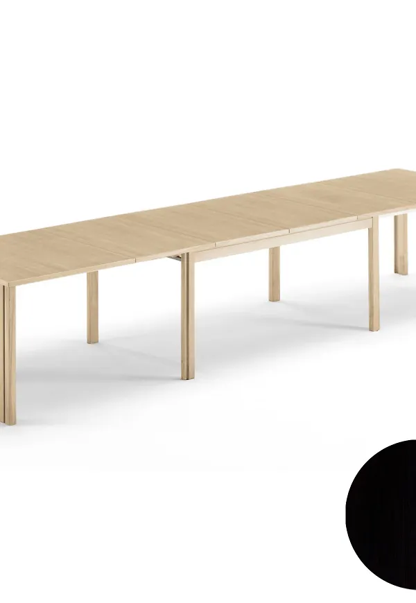 Mysig matbord i ek 2024 från Skovby.
