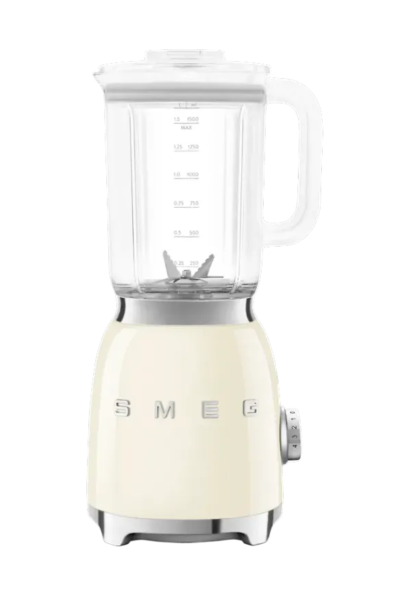 Vit Smeg-blender i smickrande modell.