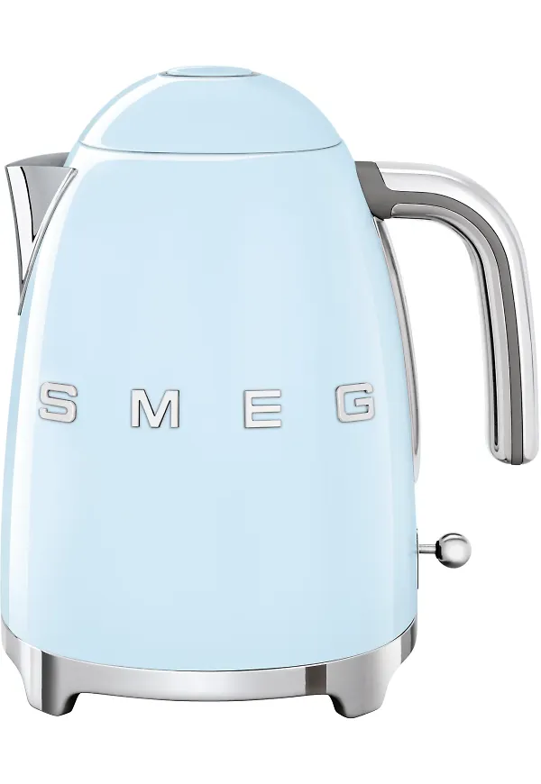 Blå Smeg-vattenkokare i söt modell.