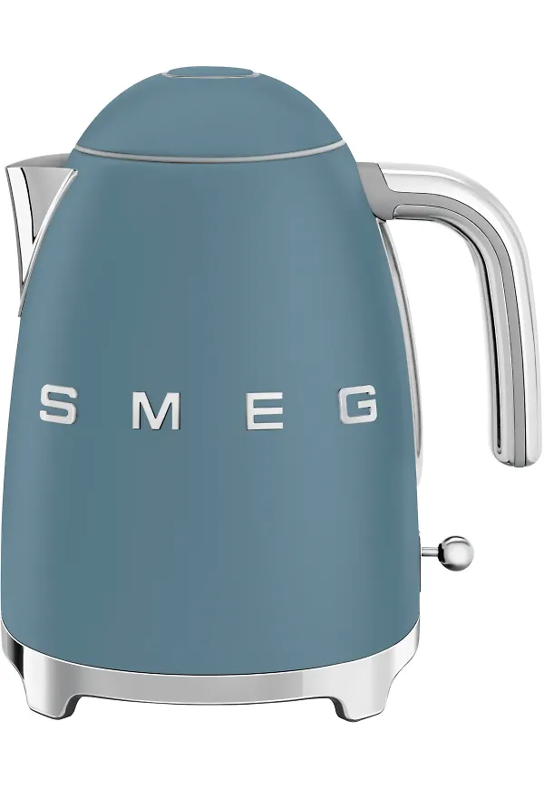 Blå Smeg-vattenkokare i cool modell.