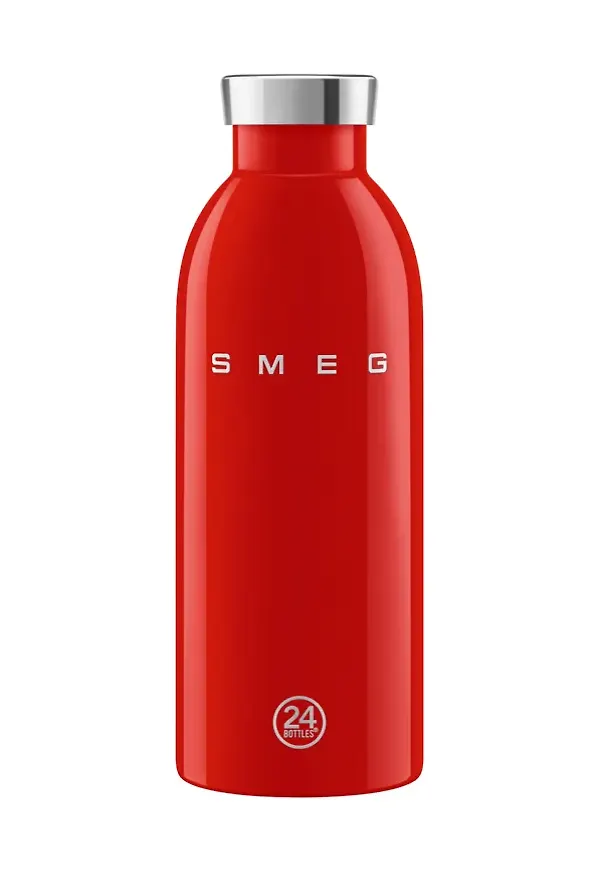 Otroligt fin vattenflaska i rött från Smeg.