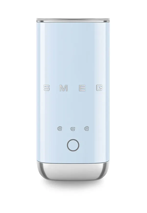 Moderiktig mjölkskummare 2026 från Smeg.