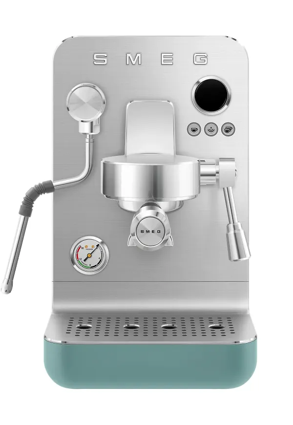 Härlig espressomaskin 2026 från Smeg.