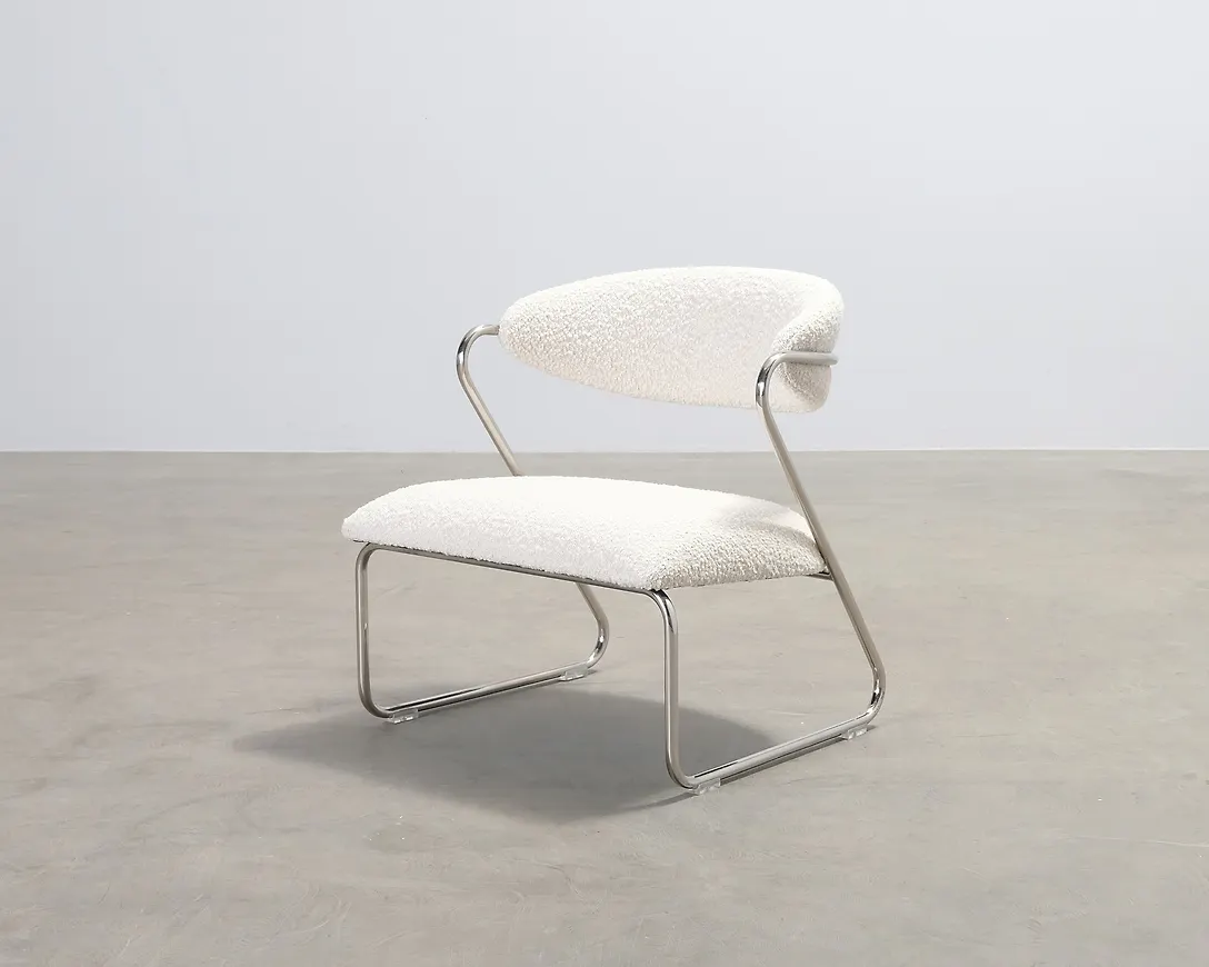 Modern vit fåtölj 2025 från Sofacompany.