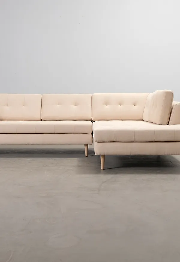 Otroligt fin soffa 2024 från Sofacompany.