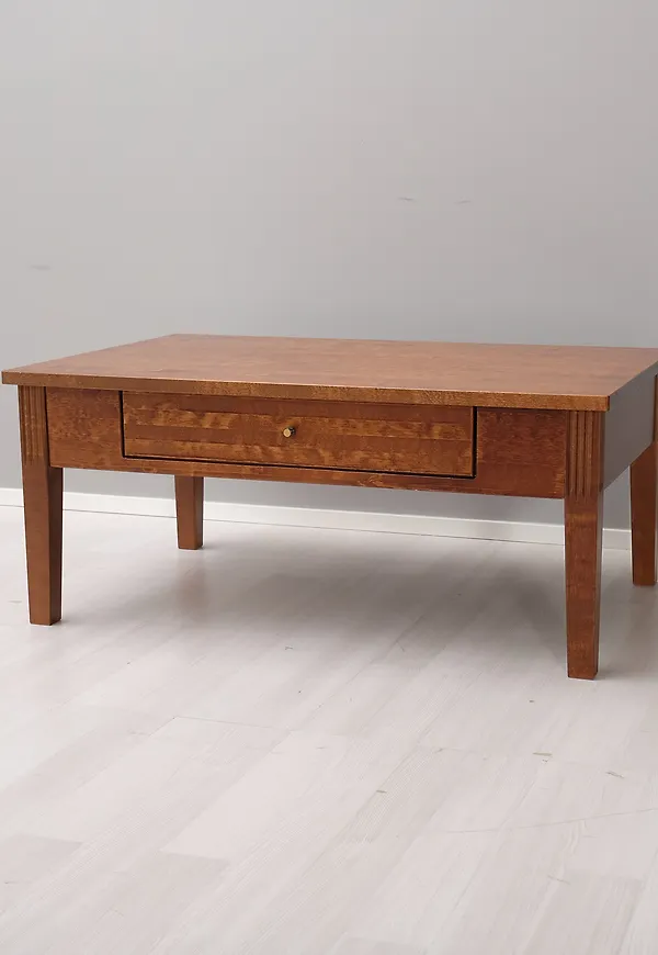 Fantastiskt fin brun bord 2025 från No brand.