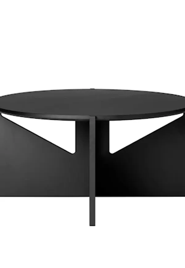 Elegant svart soffbord i ek från Kristina Dam Studio.