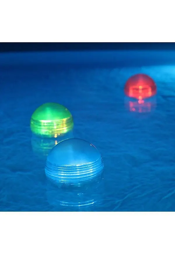Härlig utelampa 2026 från Planet Pool.