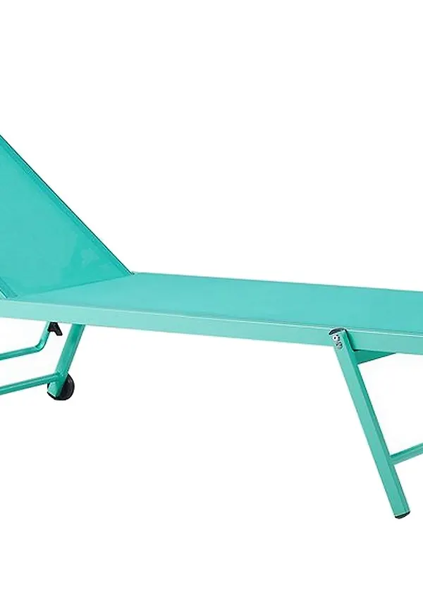 Snygg solsäng i grön färg gjord i aluminium.