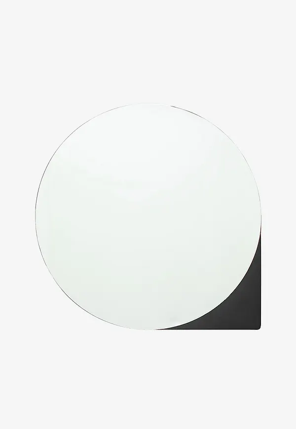 Fantastiskt fin svart spegel 2025 från Spinder Design.